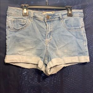 Hot Kiss Jean Shorts